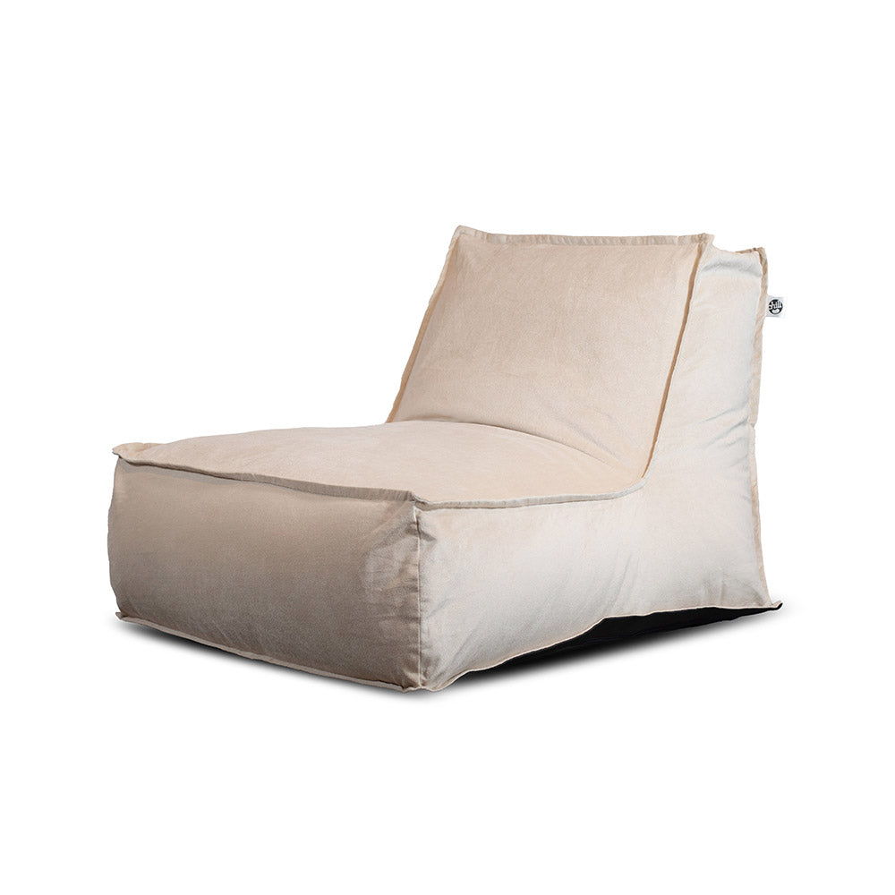 פוף כורסא מבד קטיפה צבע לבן