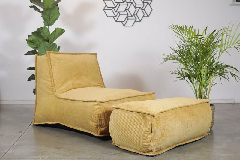 כורסת פוף קורדרוי והדום תואם